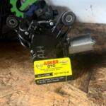 Opel Astra H hacbeek arka cam silgi motoru