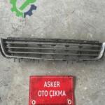 Opel Astra H orta ızgara ön tampondaki