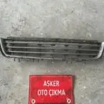 Opel Astra H orta ızgara ön tampondaki