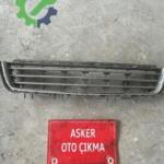 Opel Astra H orta ızgara ön tampondaki
