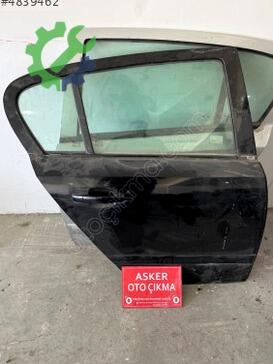 Opel Astra Sağ Arka Kapı çıkma parça