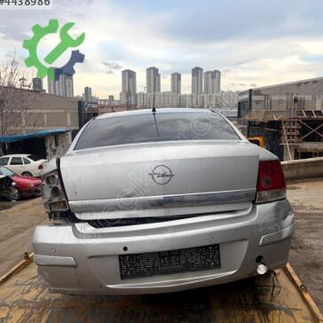 Opel Astra Bagaj Kapağı çıkma parça