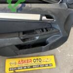 Opel Astra H sol ön cam düğmesi