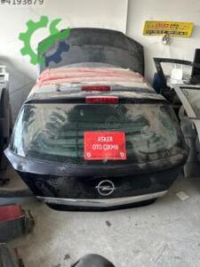 Opel Astra Bagaj Kapağı çıkma parça
