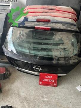 Opel Astra Arka Bagaj çıkma parça