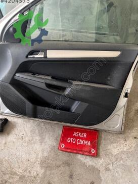 Opel Astra Kapı Döşemesi çıkma parça