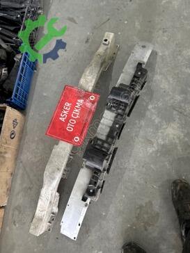 Opel Astra Ön Tampon Demiri çıkma parça