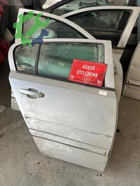 Opel Astra Sağ Arka Kapı çıkma parça