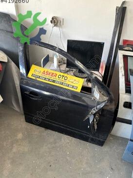 Opel Astra Sağ Ön Kapı çıkma parça