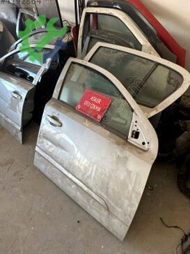 Opel Astra Sağ Ön Kapı çıkma parça