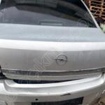 Opel Astra haş sedan bagaj kapağı