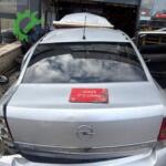 Opel Astra haş sedan bagaj kapağı dolu