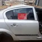 Opel Astra haş sedan sağ arka kapı