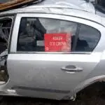 Opel Astra haş sedan sol arka kapı camı