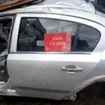 Opel Astra haş sedan sol arka kelebek camı
