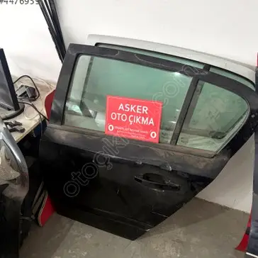 Opel Astra Sol Arka Kapı çıkma parça