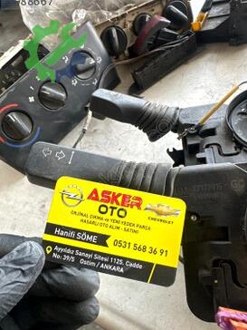 Opel Astra Sinyal Kolu çıkma parça