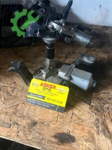Opel Astra K arka cam silgi motoru