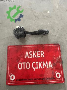 Opel Astra Silecek Kolu çıkma parça