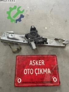 Opel Astra k sol ön cam motoru