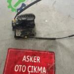 Opel Astra K sol ön kapı kilidi