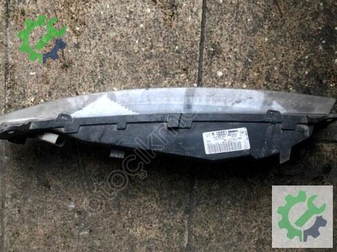 Audi Q7 Sinyal Lambası 4L0953042 çıkma parça