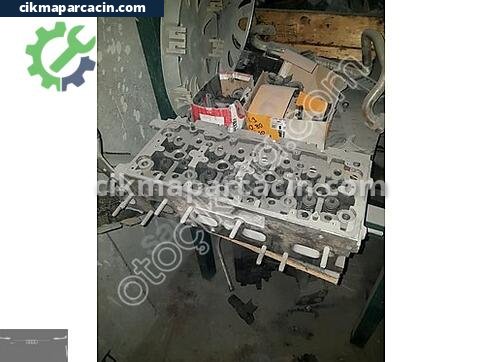 Audi A3 Silindir Kapağı çıkma parça