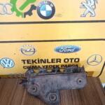 Audi A3 2003/2007 tampon BRAKETİ (sağ)