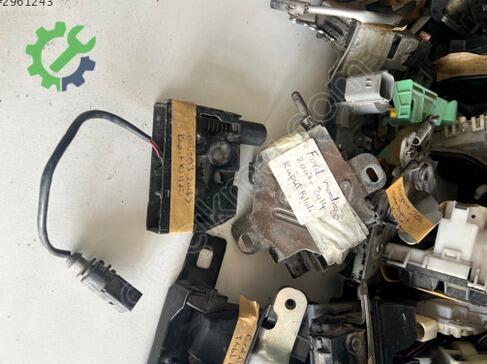 Audi A3 Kaput Kilidi çıkma parça