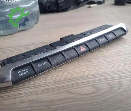 Audi A3 Flaşör Düğmesi çıkma parça
