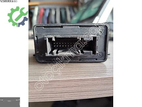 Audi A3 Far çıkma parça