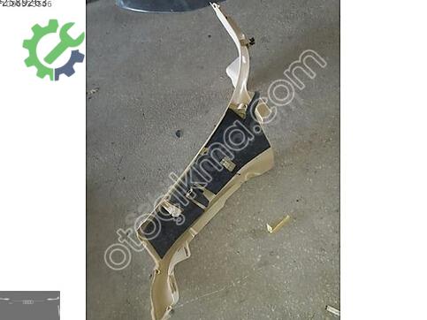 Audi A3 İç Trim 8V5867768A çıkma parça