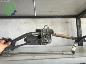 Audi a3 ön cam silecek motoru