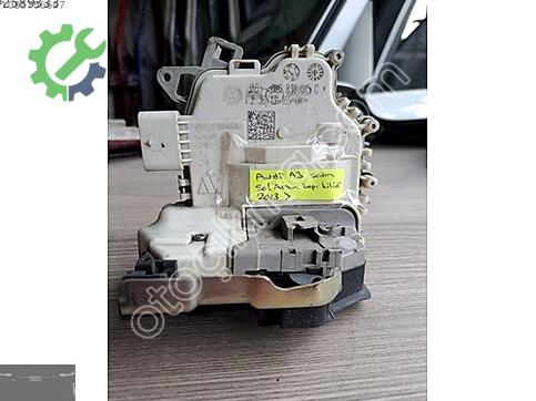 Audi A3 Sol Arka Kapı Kilidi çıkma parça
