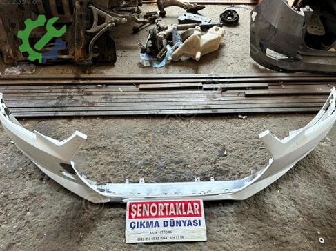 Audi A4 Ön Tampon 8WD807437 çıkma parça