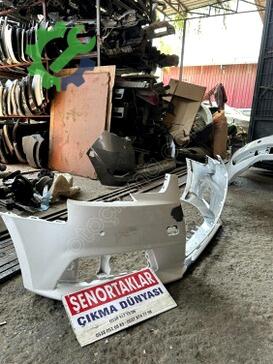 Audi A4 Ön Tampon 8WD807437 çıkma parça