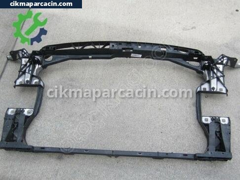 Audi A4 Ön Panel çıkma parça