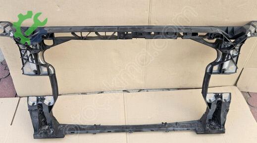 Audi A4 Ön Panel 8W0805594 çıkma parça