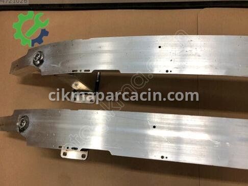 Audi A6 Ön Tampon Demiri 4K0807109 sıfır parça