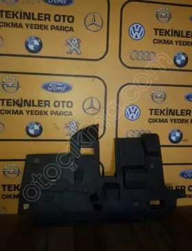 Audi Q7 Gösterge Çerçevesi çıkma parça