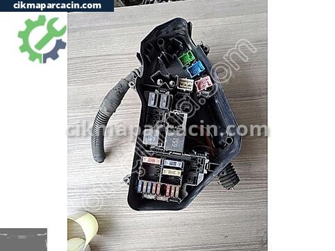 Audi Q7 Sigorta Kutusu çıkma parça