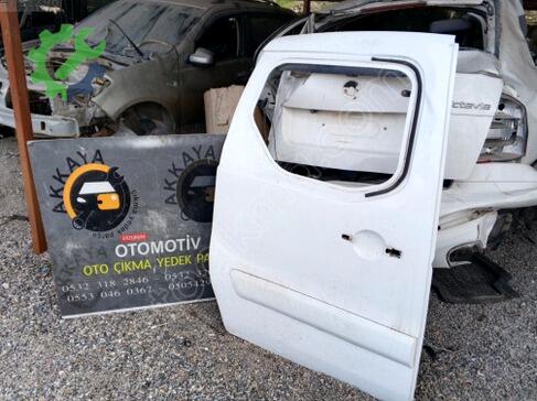 Citroen Berlingo Sağ Sürgülü Kapı çıkma parça