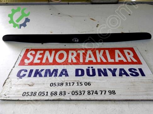 BMW 3 Serisi Bagaj Çıtası çıkma parça
