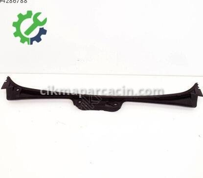 BMW 5 Serisi Cam Önü Izgarası 51747027083 sıfır parça