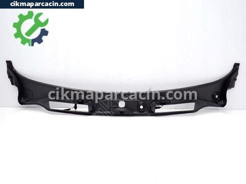 BMW 3 Serisi Cam Önü Izgarası çıkma parça