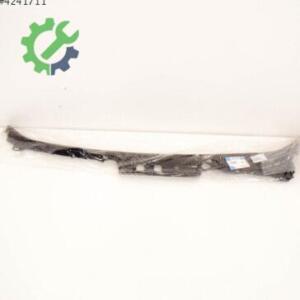 BMW F10 - F10 LCI CAM ÖNÜ ALT IZGARASI 51717203124