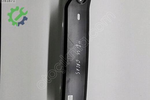 BMW 1 Serisi Arka Tampon Demiri 51127240912 çıkma parça
