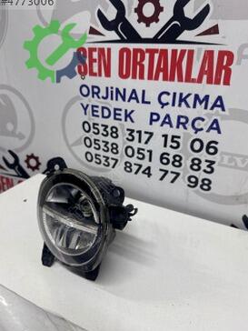 BMW 1 Serisi Sağ Sis Farı 7560400001 çıkma parça