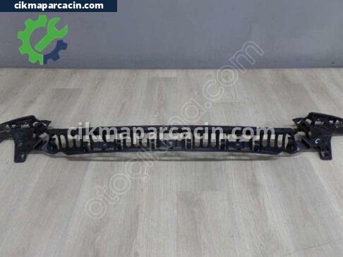 BMW 4 Serisi Tampon Braketi çıkma parça