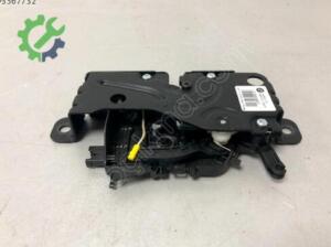 BMW G20 - G30 BAGAJ KİLİDİ 51247383283